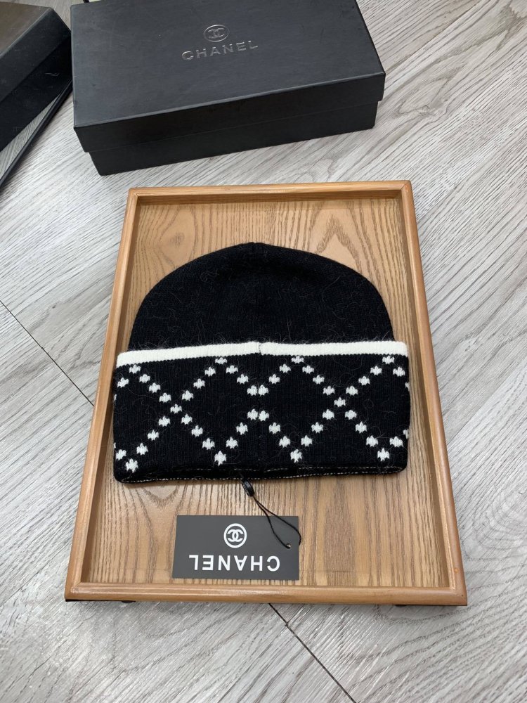 Шапка зимняя фото 7