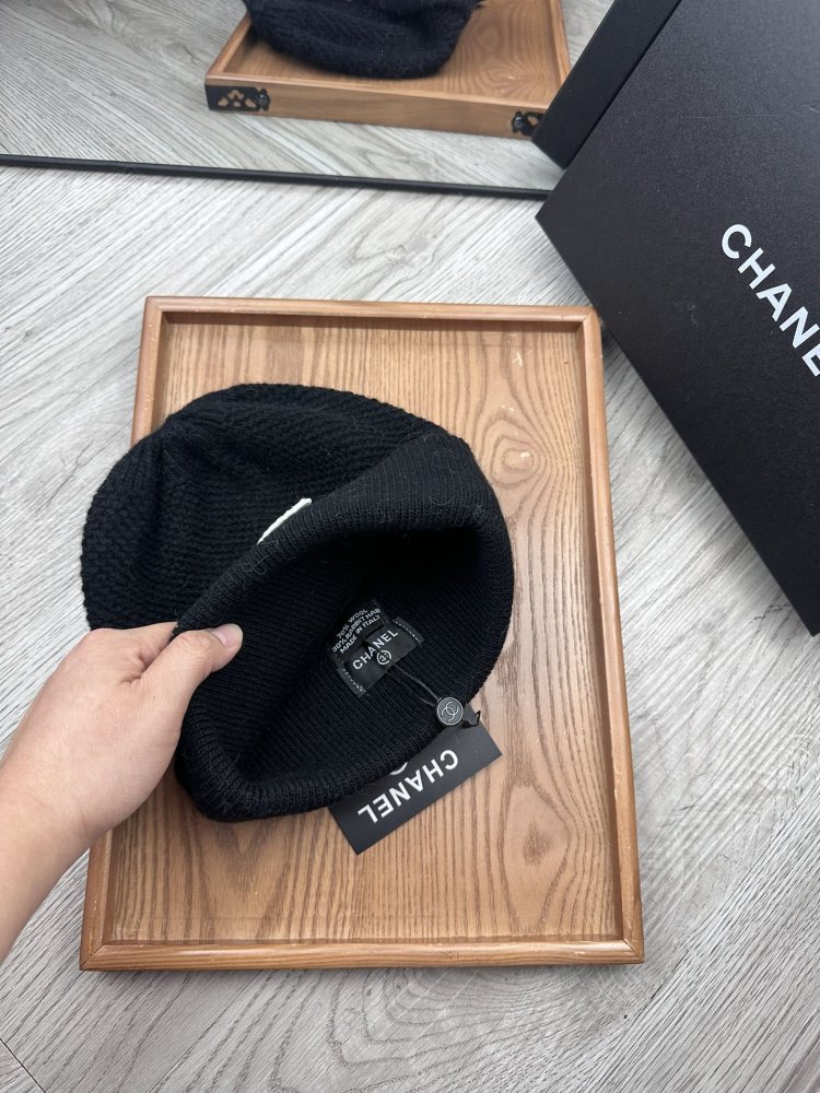 A cap winter фото 7