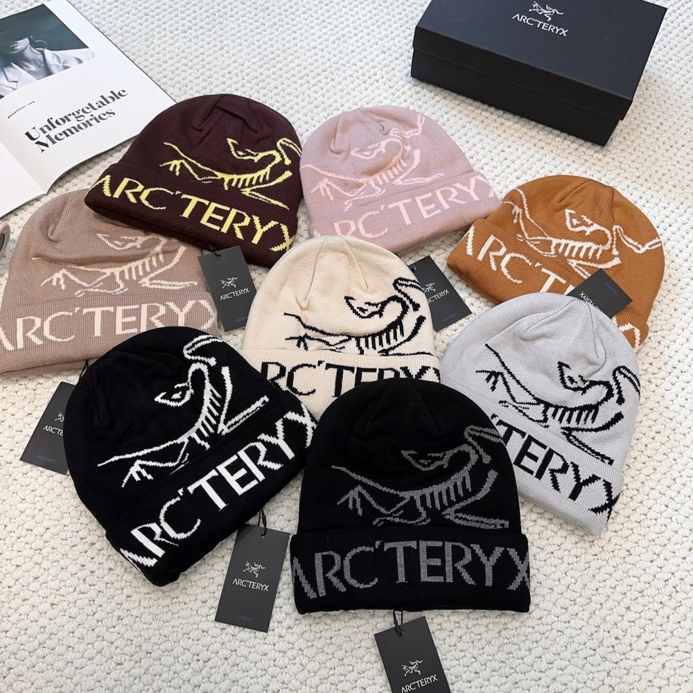 Шапка зимняя фото 7