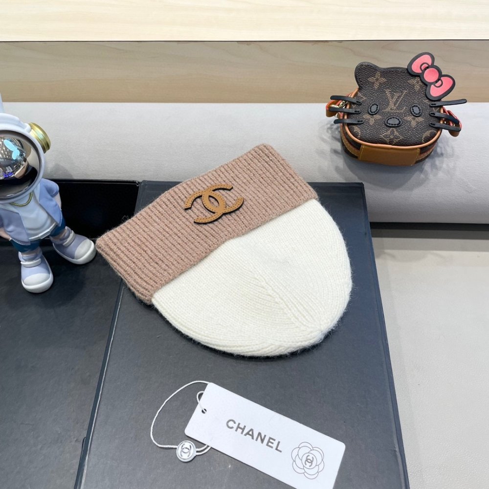 A cap winter фото 7