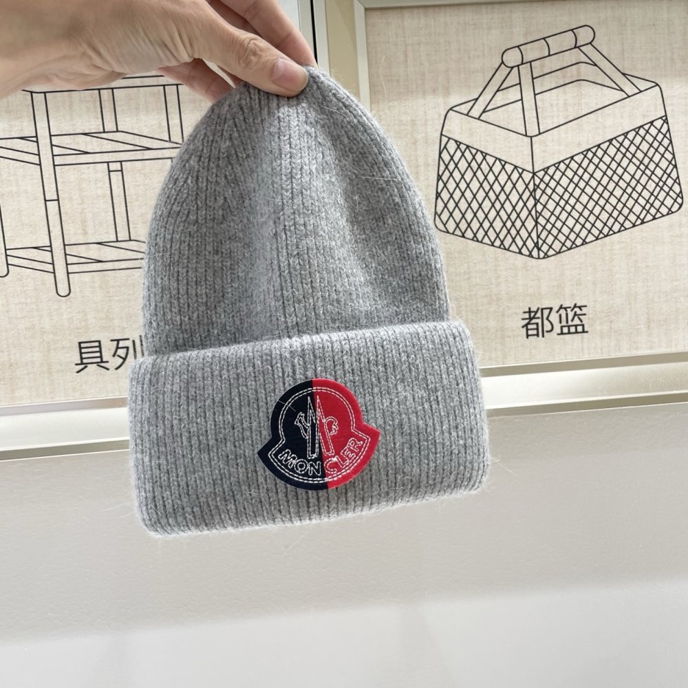 A cap winter фото 7