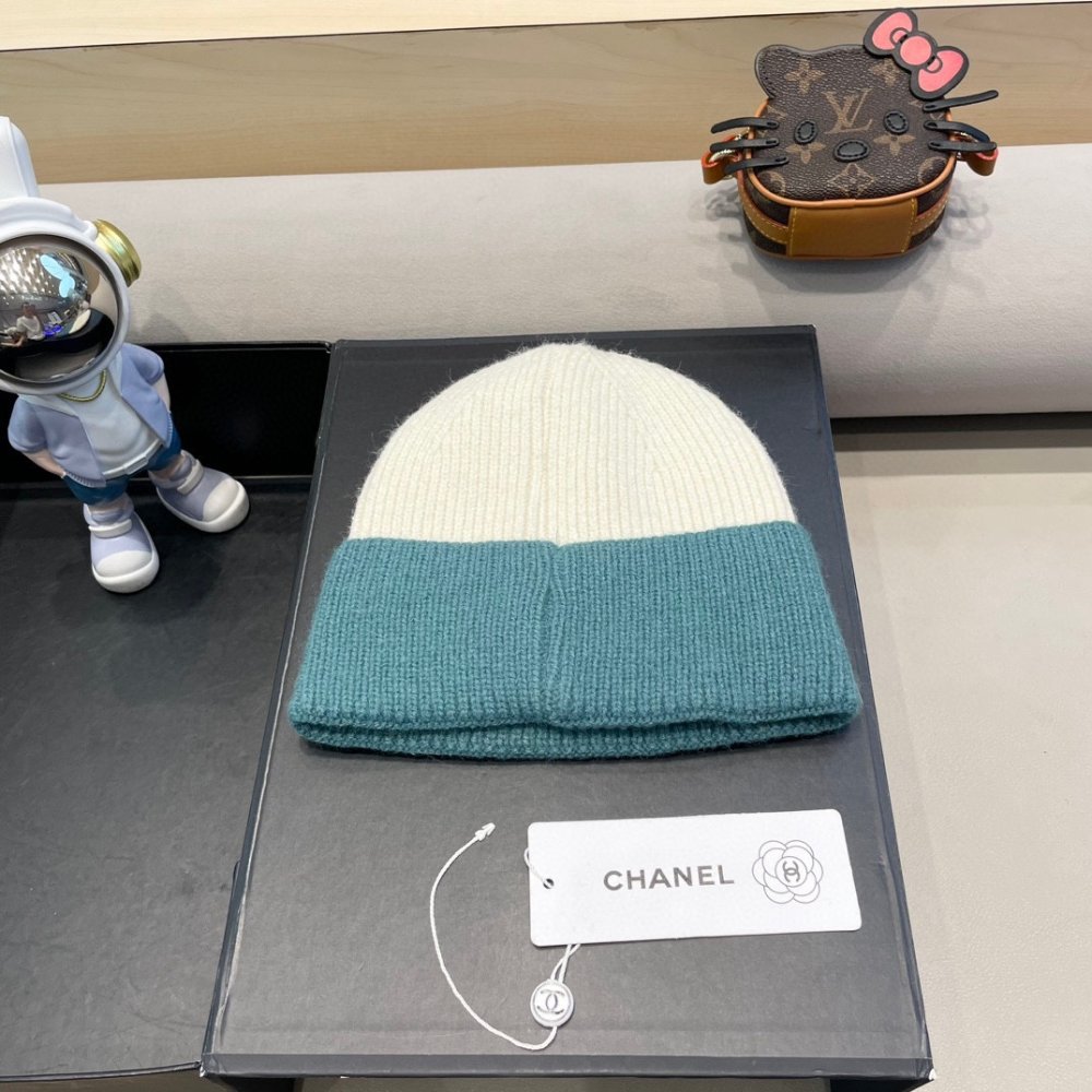 Шапка зимняя фото 7