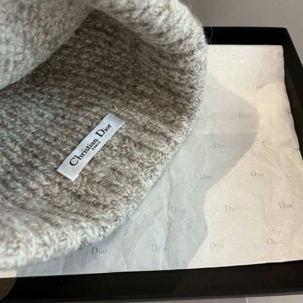 Шапка зимова фото 8