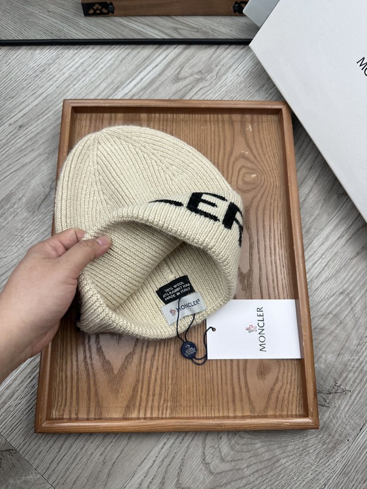 A cap winter фото 8