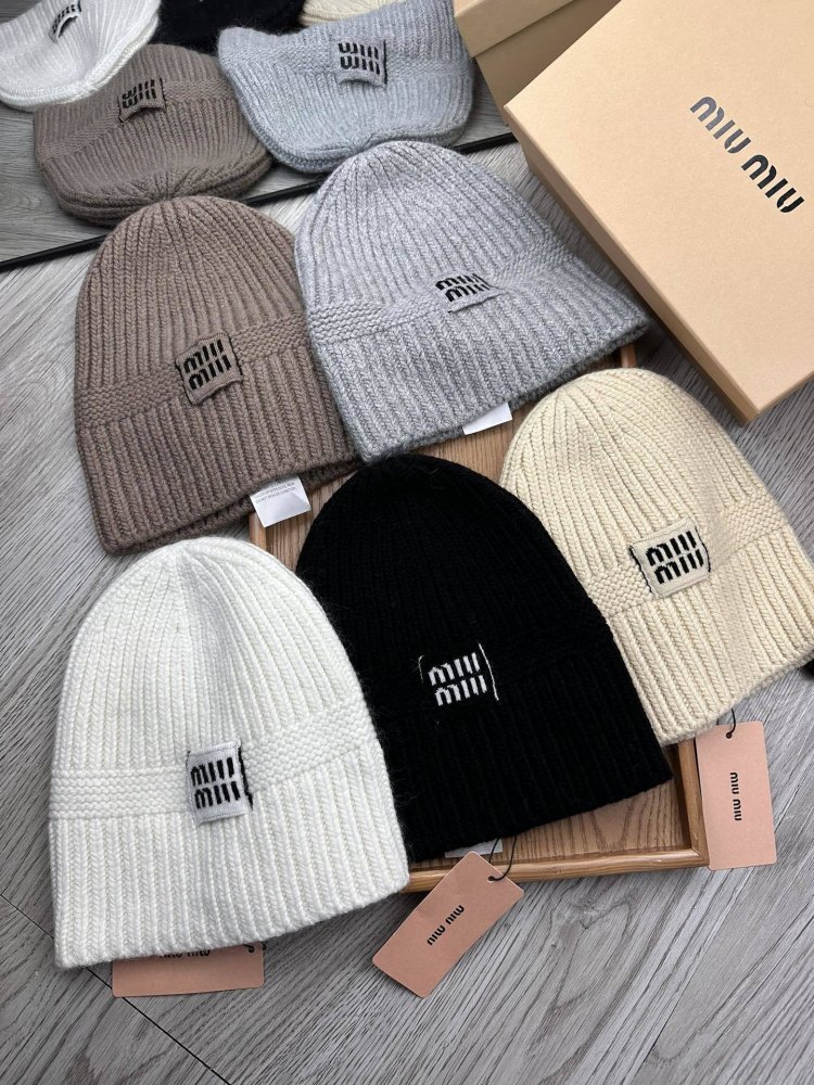 A cap winter фото 8