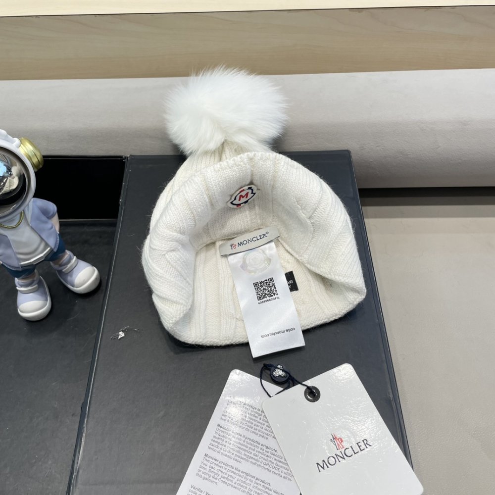 Шапка зимняя фото 8