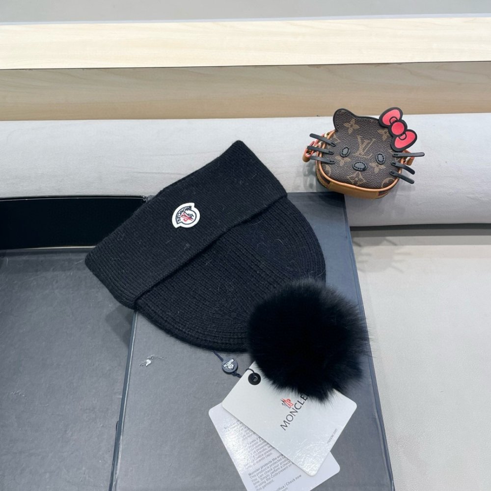 Шапка зимняя фото 8