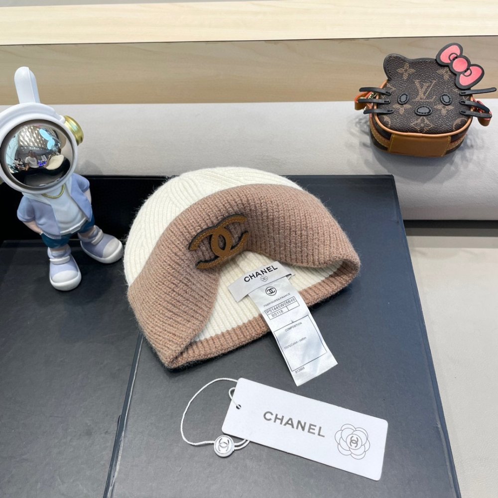 A cap winter фото 8