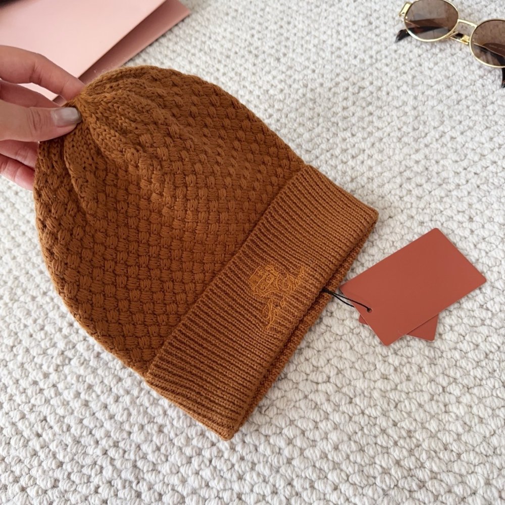 Шапка зимняя фото 8