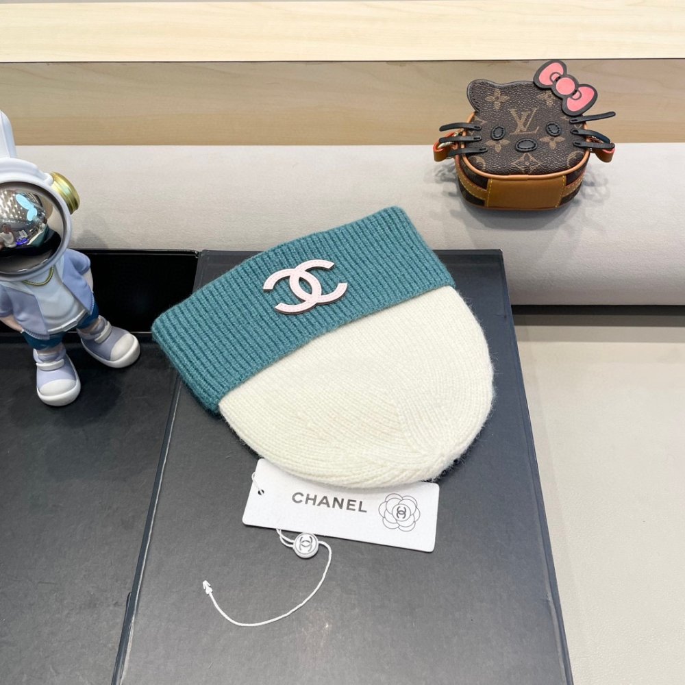 Шапка зимняя фото 8