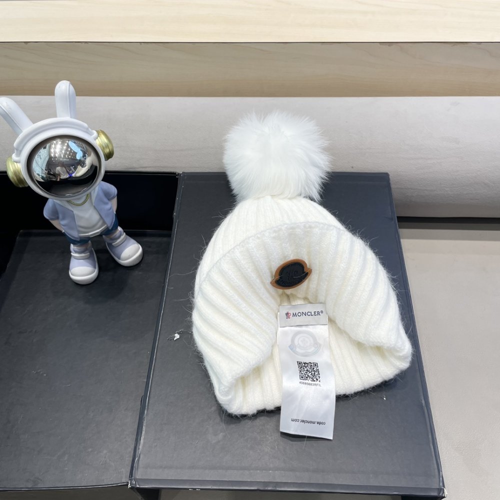 A cap winter фото 9