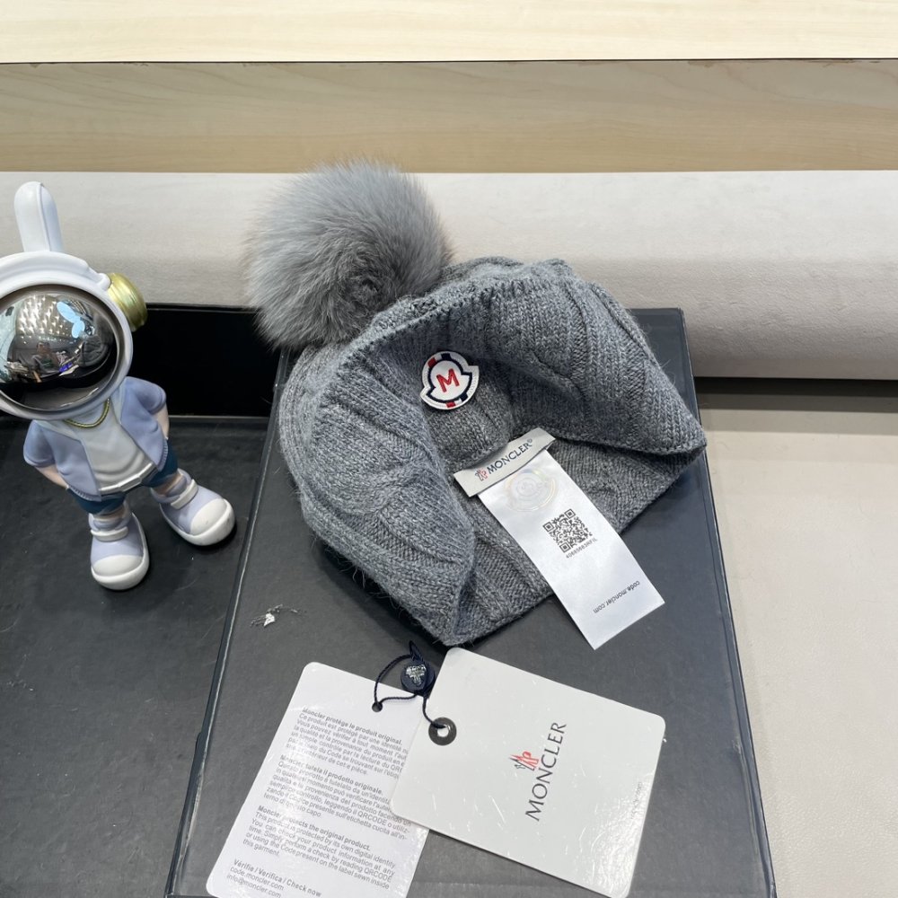 A cap winter фото 9