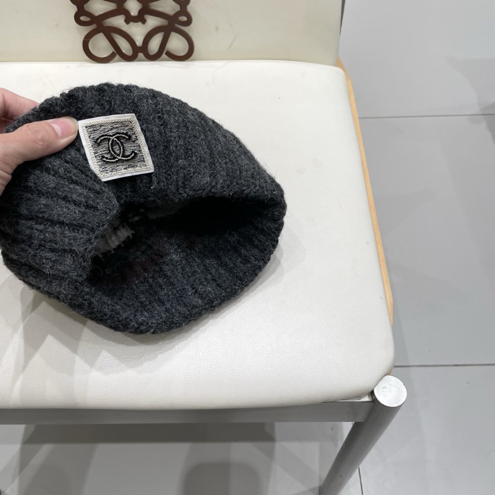 Шапка зимова фото 9