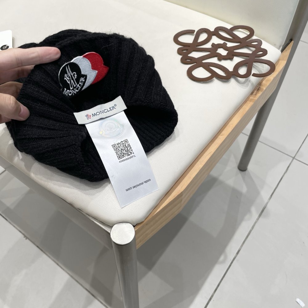 Шапка зимняя фото 9