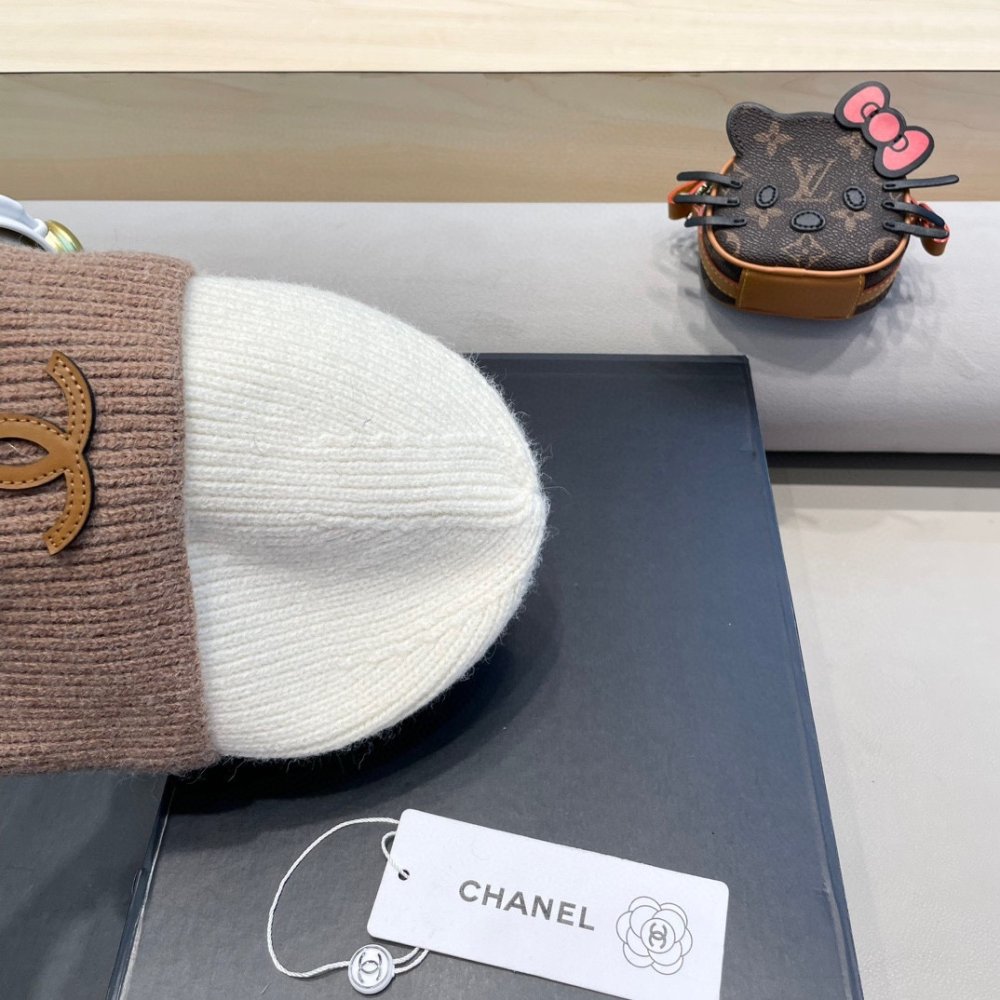 A cap winter фото 9