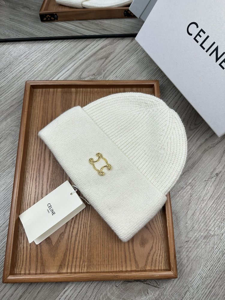 Шапка фото 3