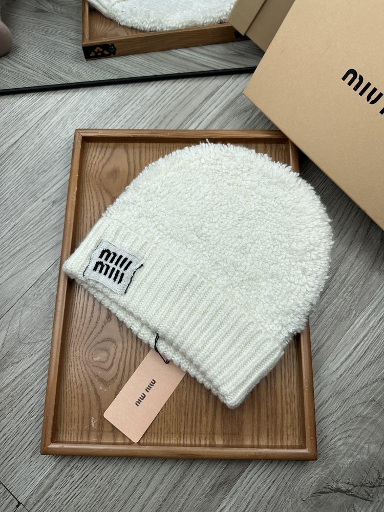 Шапка фото 3