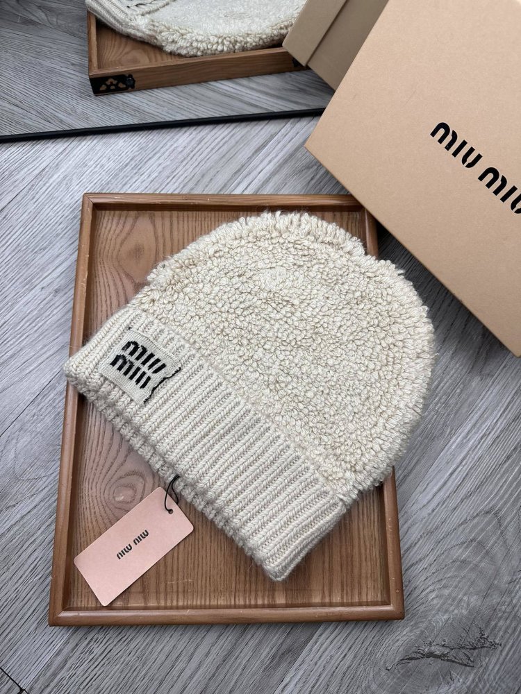 Шапка фото 3