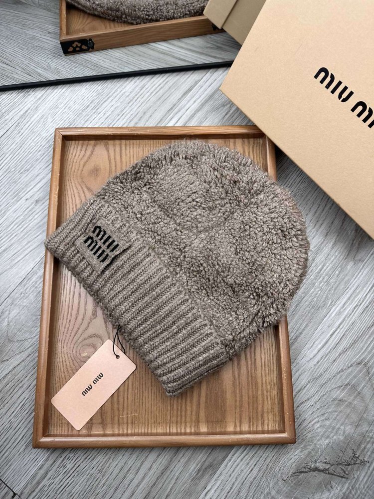 Шапка фото 3