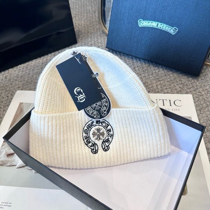 Шапка фото 3