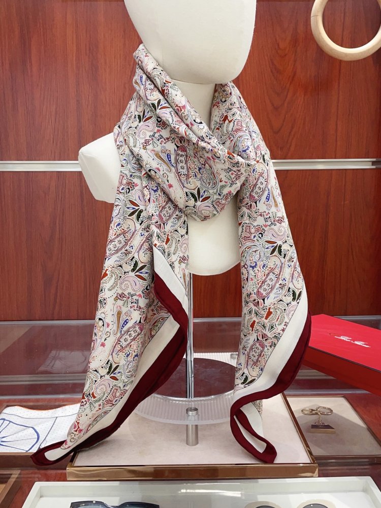 Шарф из кашемира и шелка 140 x 140 см