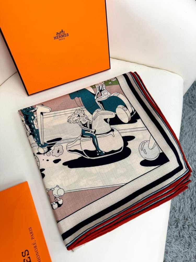 Шарф из шелка и кашемира 135x135 см