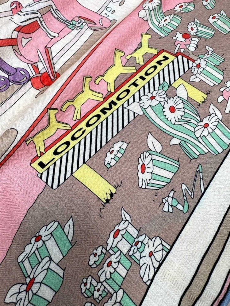 Шарф из шелка и кашемира 135x135 см фото 3