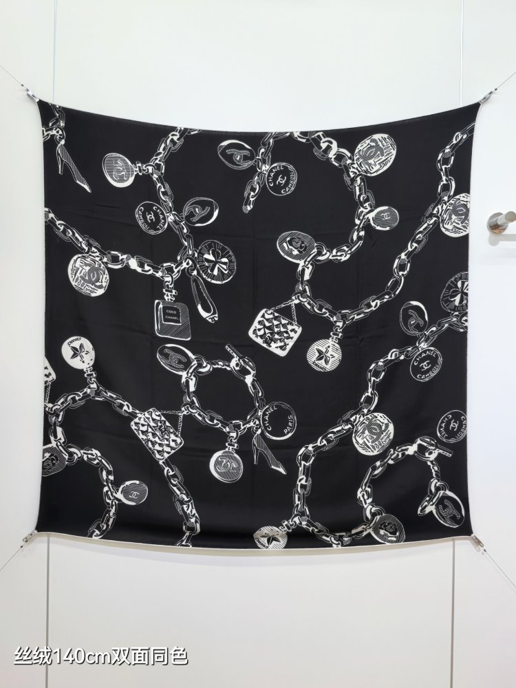 Шарф из шелка и кашемира 140х140 см