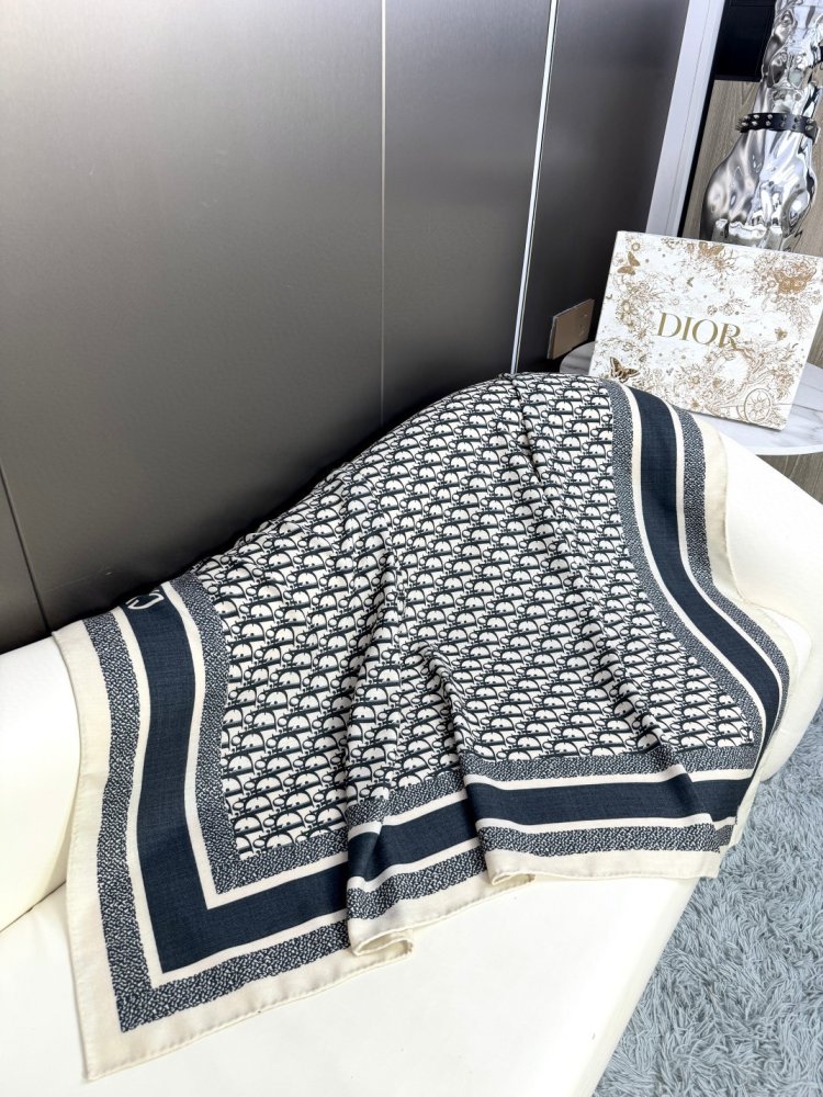 Шарф из шелка и кашемира 140х140 см фото 3