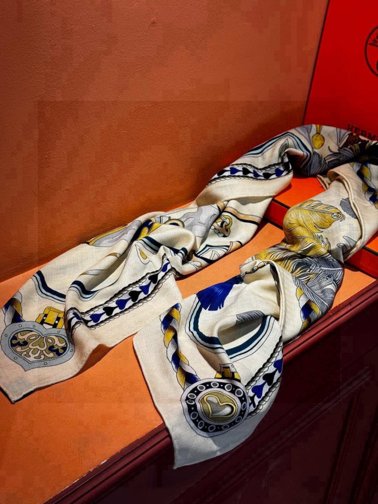 Шарф из шелка и кашемира 140х140 см фото 3