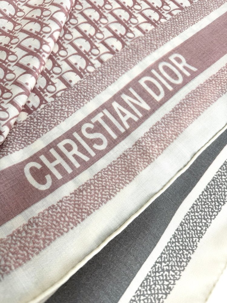 Шарф из шелка и кашемира 140х140 см фото 5