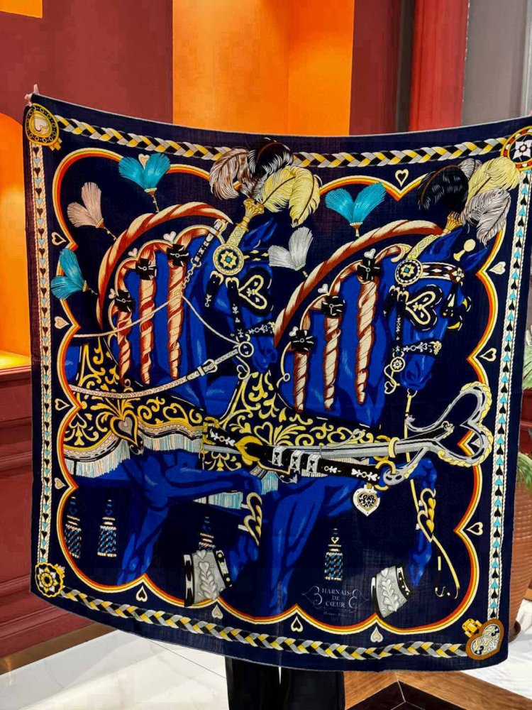 Шарф из шелка и кашемира 140х140 см фото 5