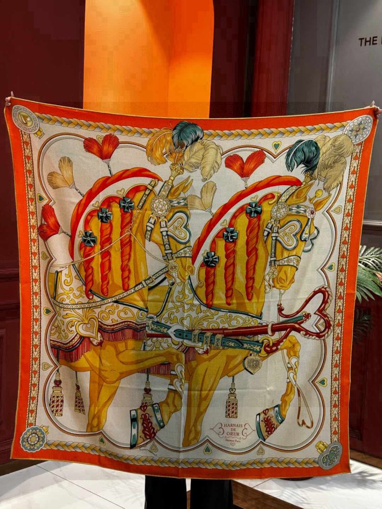 Шарф из шелка и кашемира 140х140 см фото 5