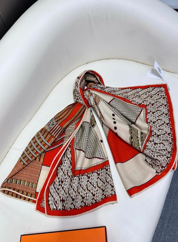 Шарф из шелка и кашемира 140x140 см фото 2