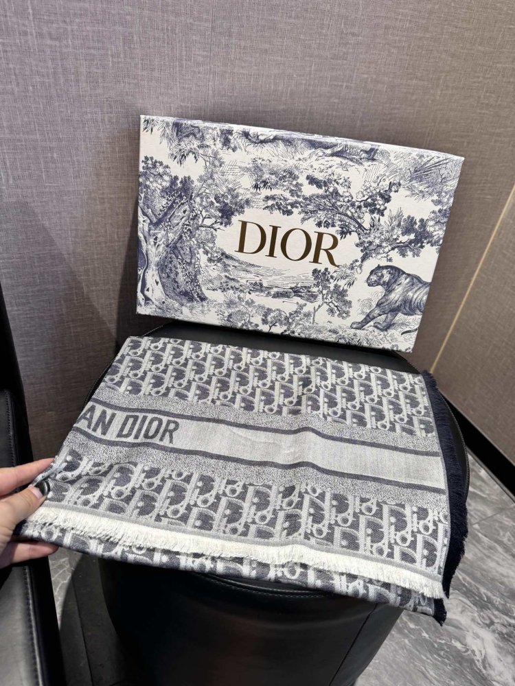 Шарф из шелка и кашемира 70 х 200 см