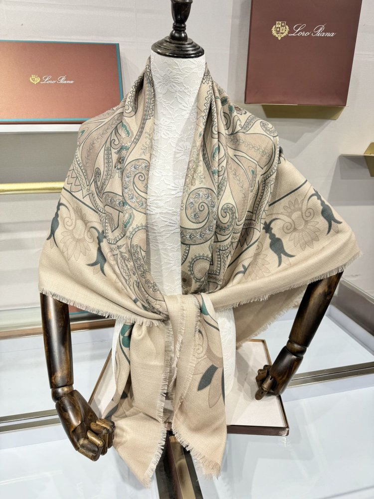 Шарф з шерски і шовку 140 x 140 см