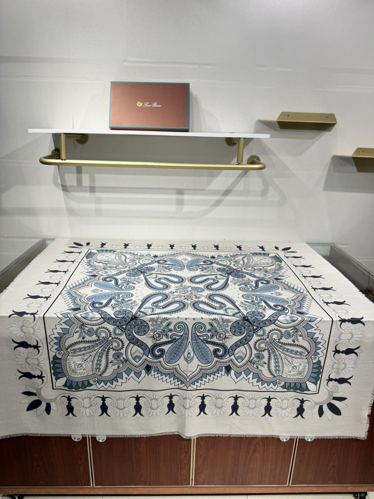 Шарф з шерски і шовку 140 x 140 см фото 3