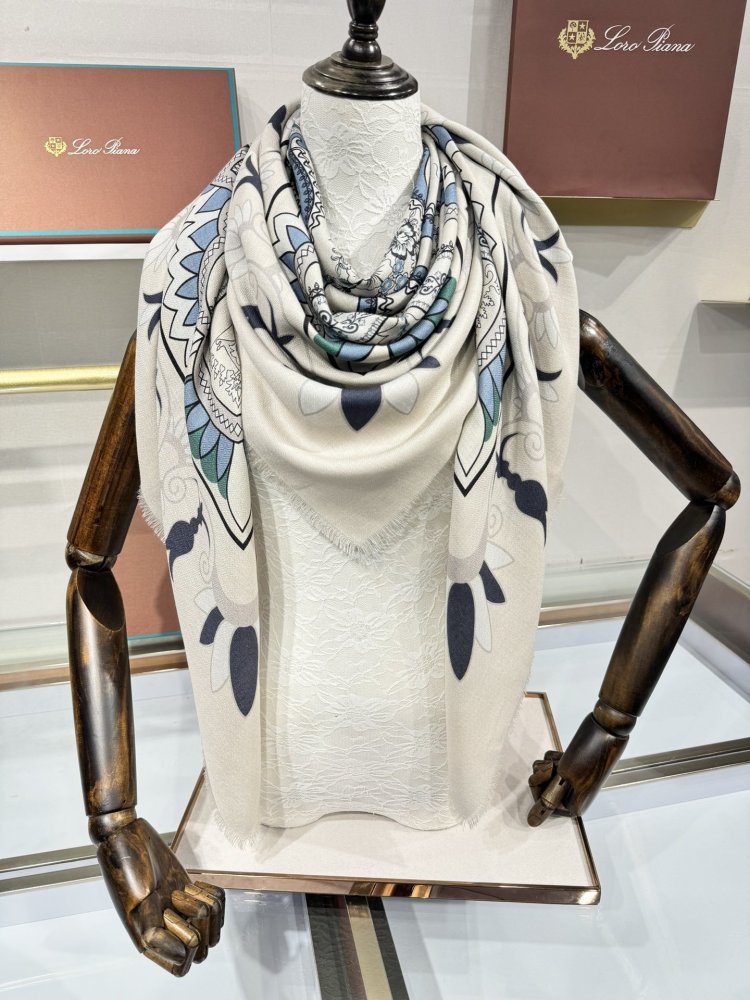 Шарф з шерски і шовку 140 x 140 см фото 4