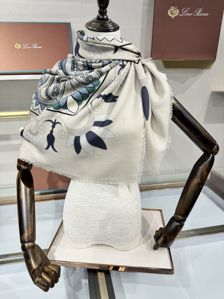 Шарф з шерски і шовку 140 x 140 см фото 5