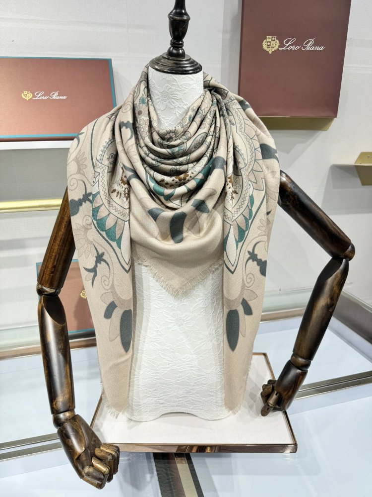 Шарф з шерски і шовку 140 x 140 см фото 6