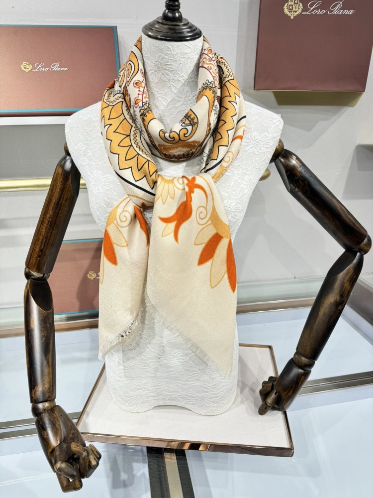 Шарф з шерски і шовку 140 x 140 см фото 7