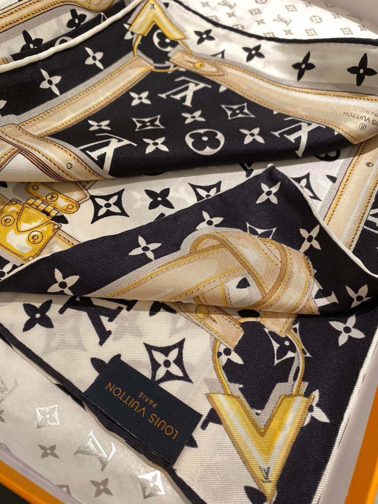 Шарф шовкова 90х90 см фото 3