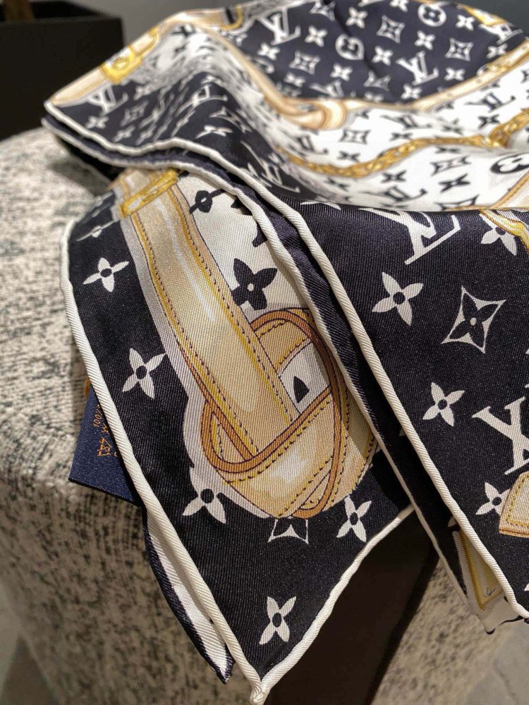 Шарф шовкова 90х90 см фото 5