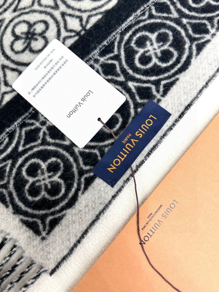 Scarf woolen 35х200 cm фото 6