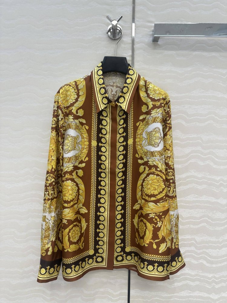 Шелковая рубашка