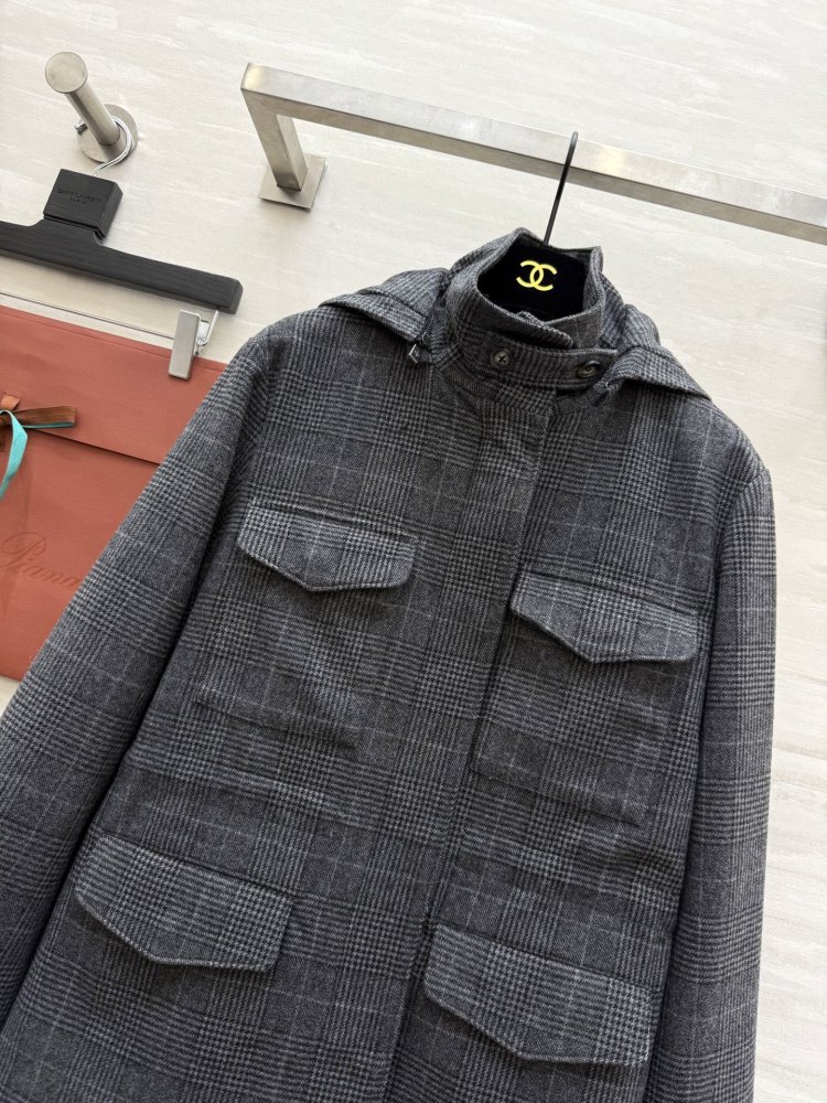 Шерстяная клетчатая куртка с капюшоном фото 2