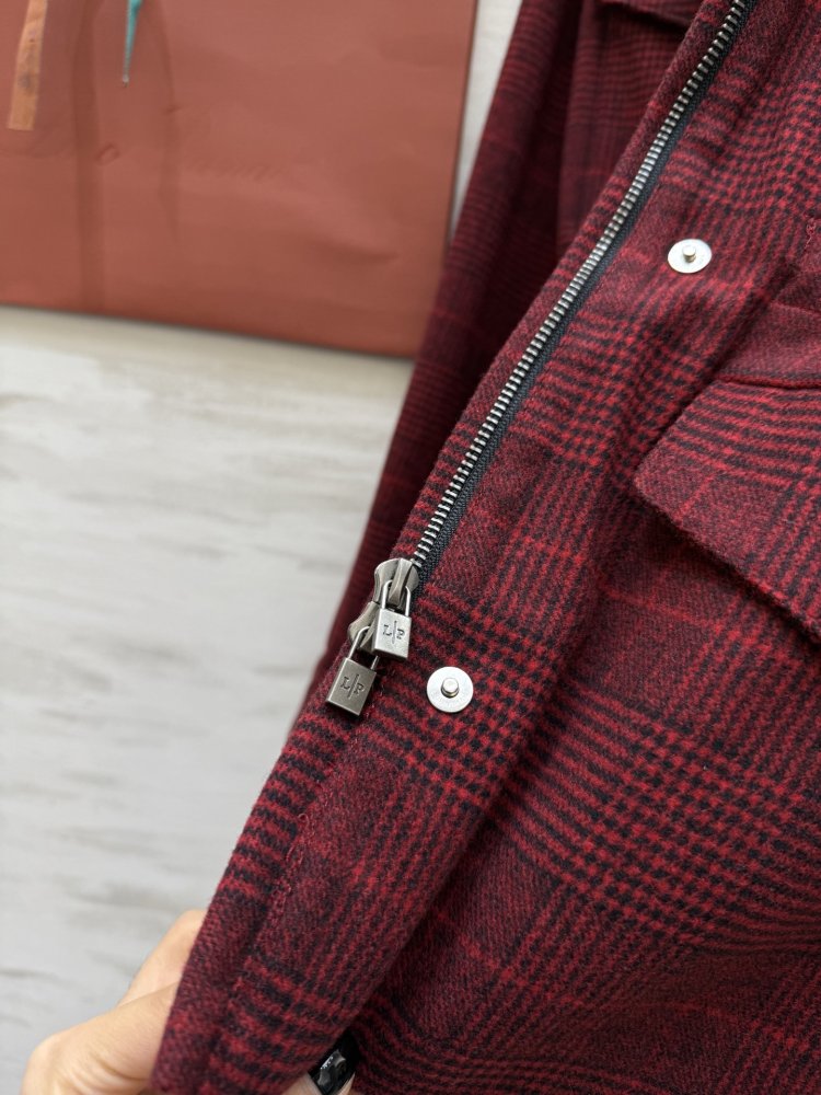 Woolen plaid jacket from hood фото 9