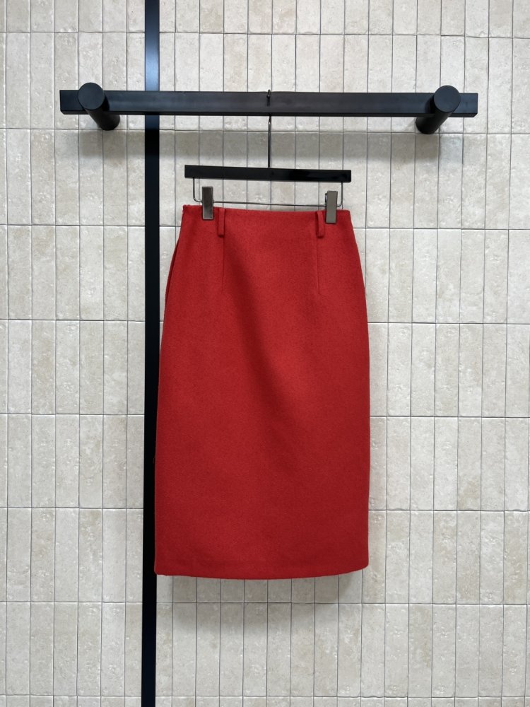 Шерстяная красная юбка фото 6