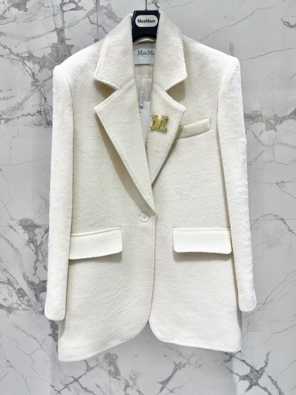 Шерстяное гладкое пальто