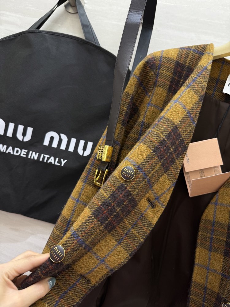 Шерстяное клетчатое пальто фото 3